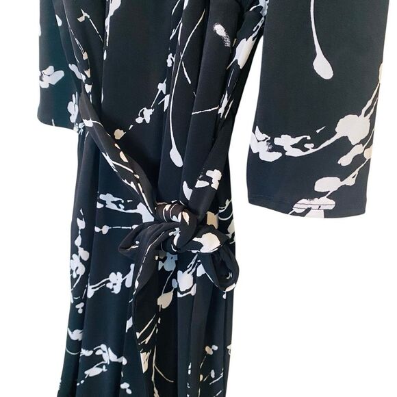 Alfani Printed Faux Wrap Surplice Tie Waist Wide Leg Jumpsuit Black White Small - Picture 3 of 4